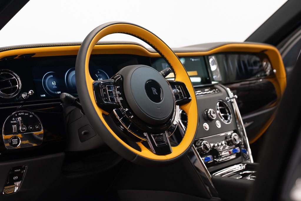 2025 Rolls-Royce Cullinan Black Saint-Eustache - photo #22