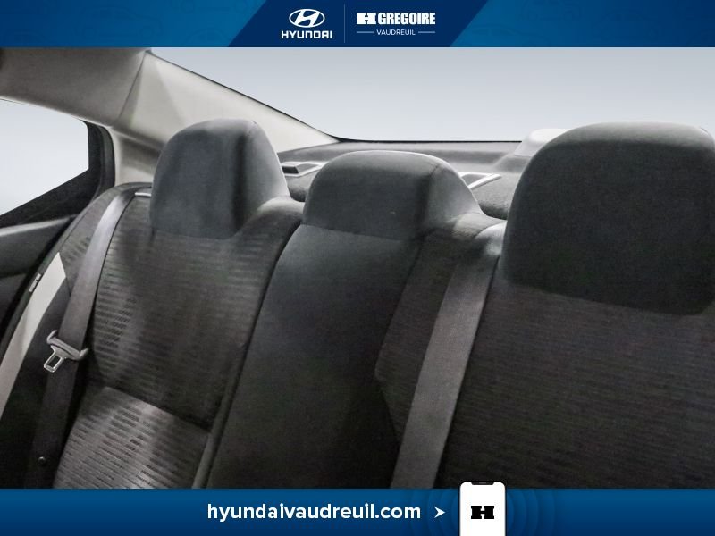 2021 Nissan Versa Blue Saint-Eustache - photo #18