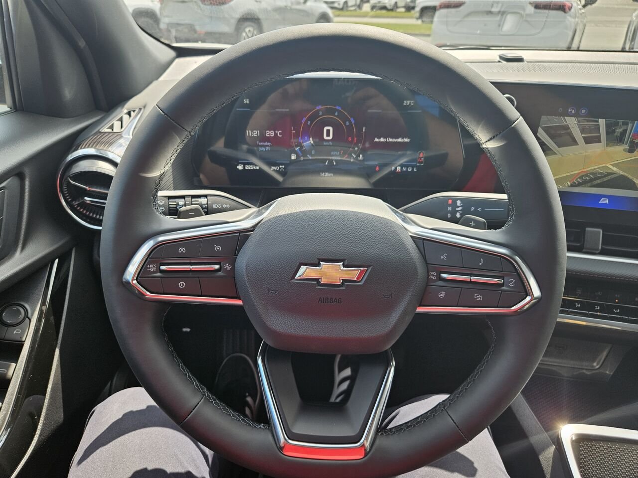 Chevrolet Equinox LT 4 portes à transmission intégrale avec 2LT 2027 Blanc sommet Thetford Mines - photo #7