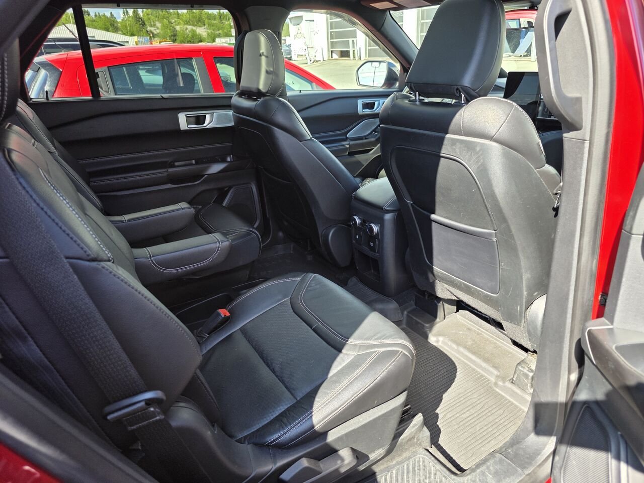 2020 Ford Explorer ST Red Rouyn-Noranda - photo #19
