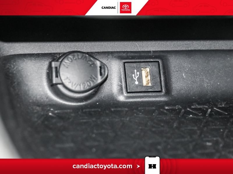 2025 Toyota Rav 4 Silver Blainville - photo #27