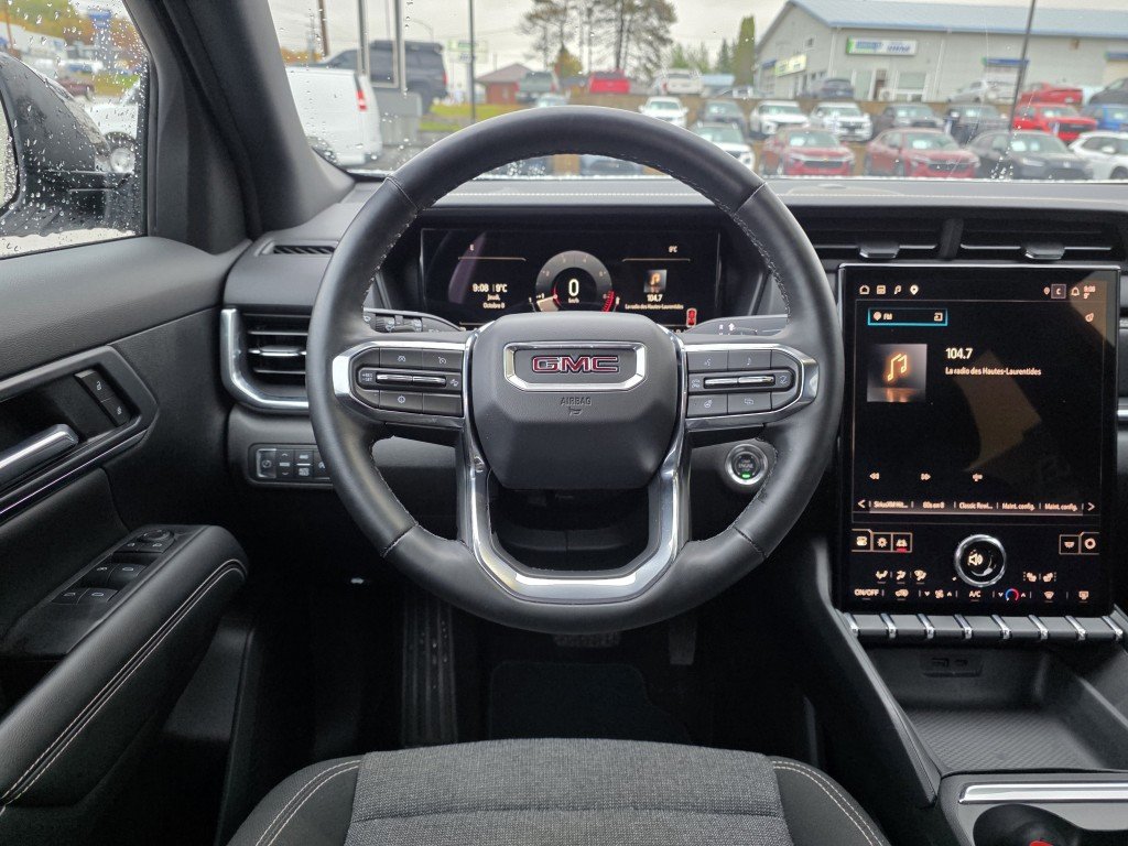2025 GMC Terrain Elevation AWD White Mont-Laurier - photo #19