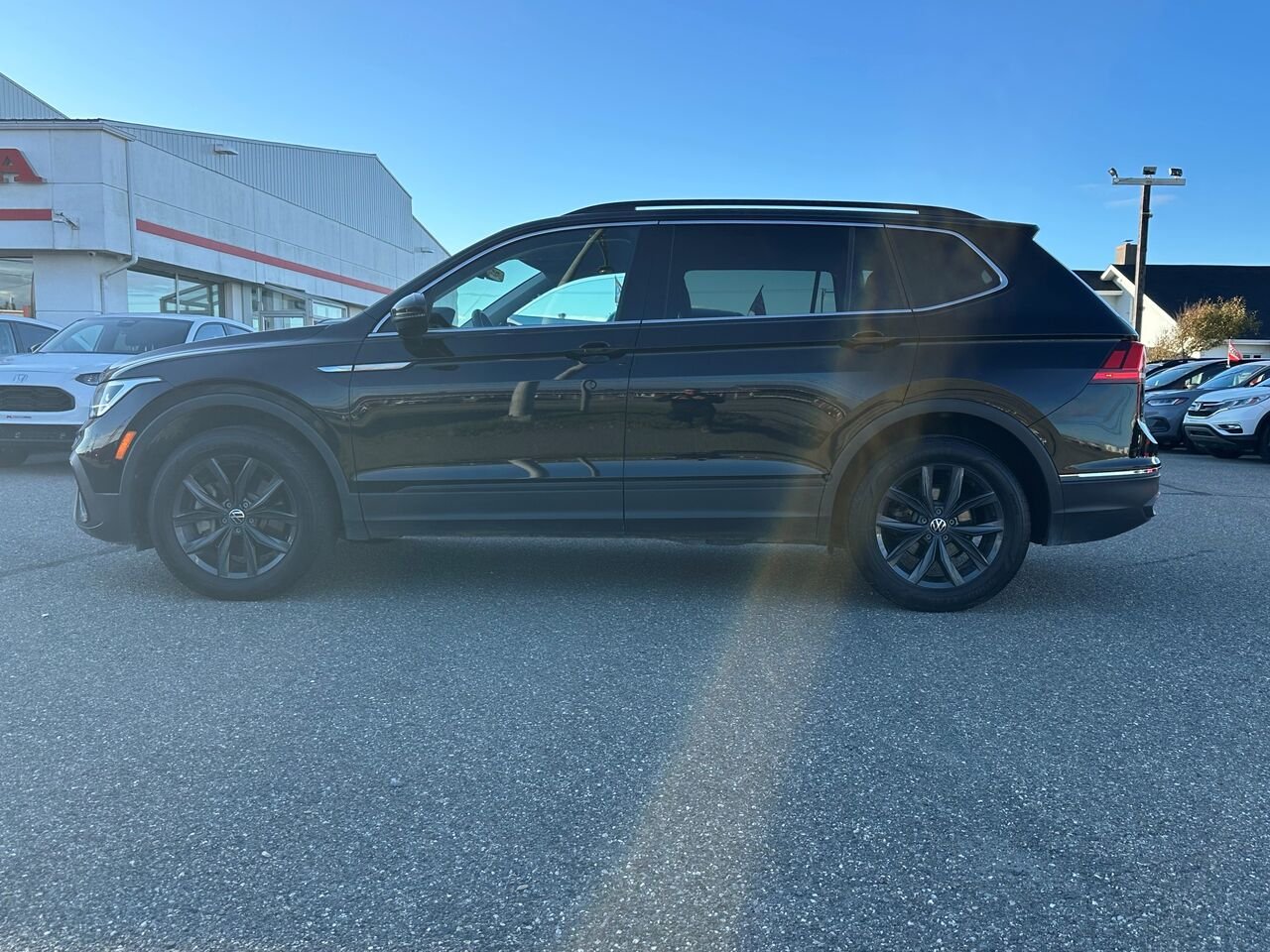 2024 VOLKSWAGEN TIGUAN SE/WOLFSBURG TIGUAN SE/WOLFSBURG Black Matane - photo #1