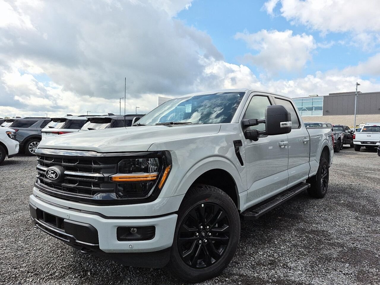 Ford F-150 26881 | XLT 2026 Avalanche Saint-Jérôme - photo #0