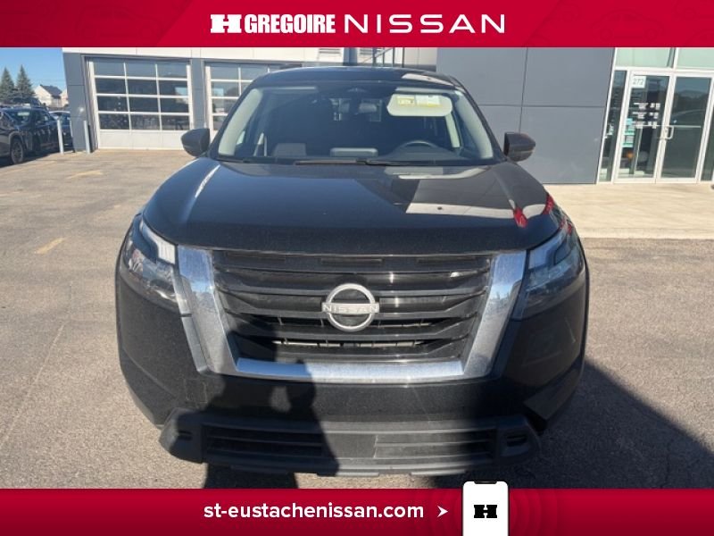 2024 Nissan Pathfinder Black Laval - photo #2
