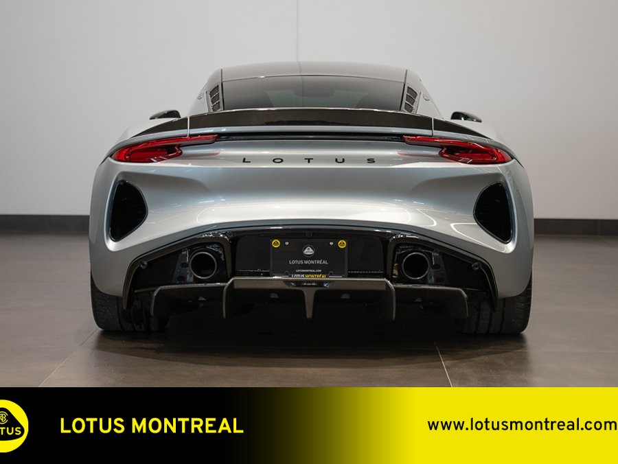 2024 Lotus Emira 2024 Silver