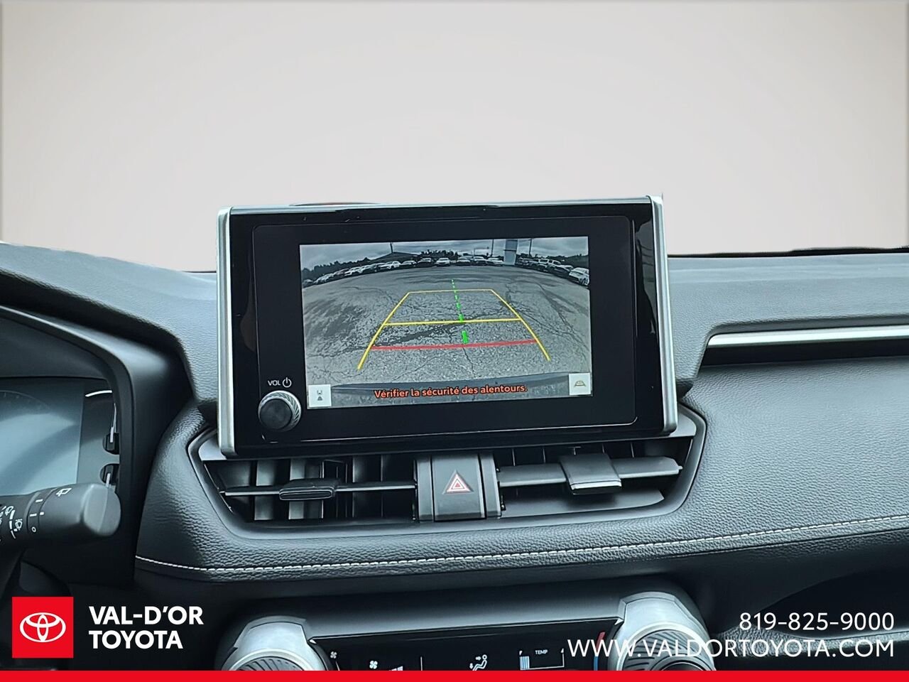 2025 Toyota RAV4 LE TI Grey Val-d'Or - photo #13