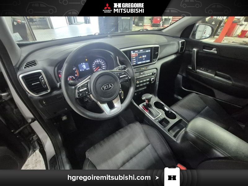 2020 Kia Sportage Grey Blainville - photo #16