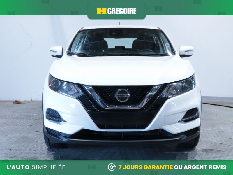 Nissan Qashqai 2021 Blanc Laval - photo #1