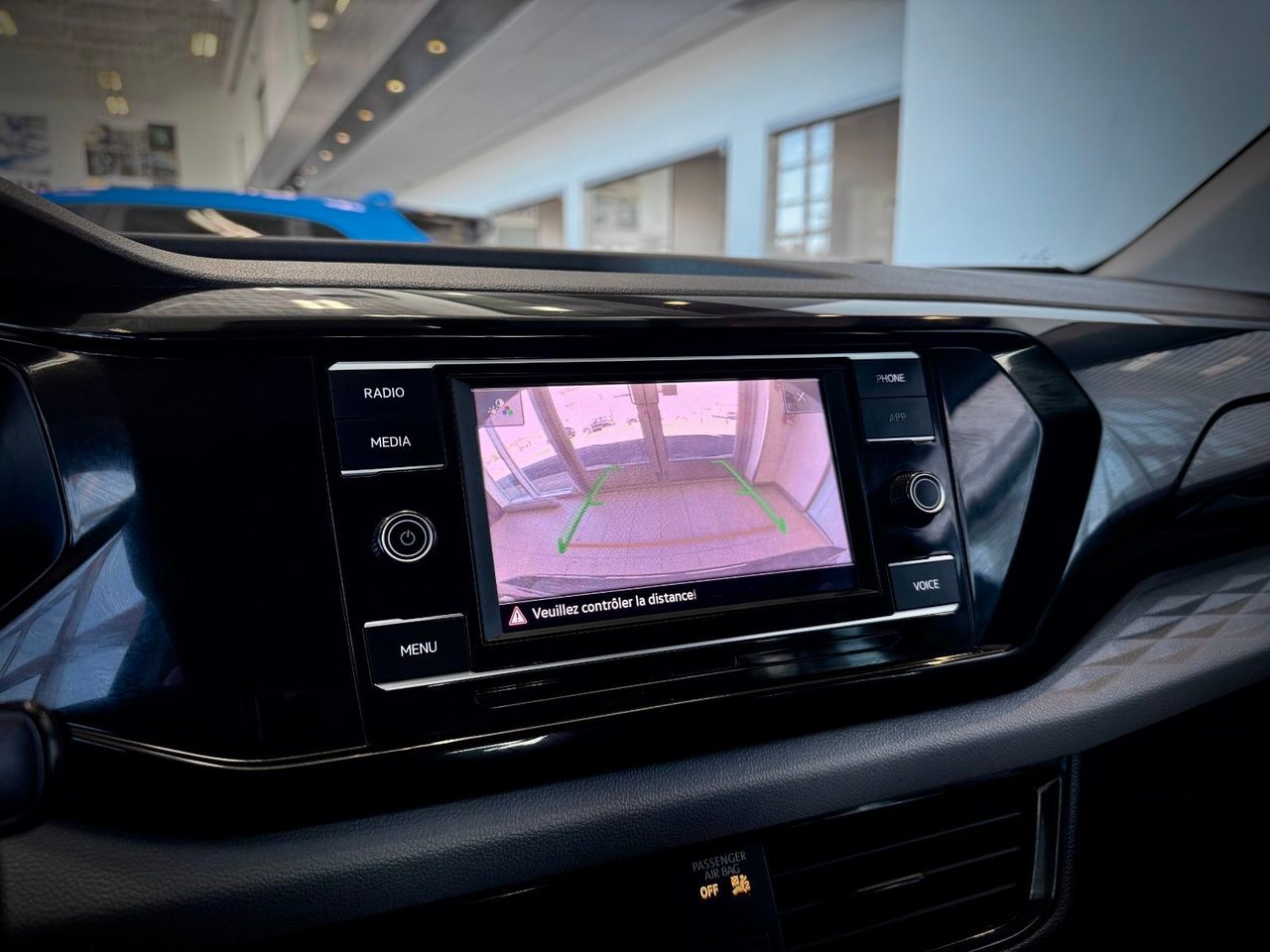 2024 Volkswagen Taos Black Notre-Dame-des-Prairies - photo #24