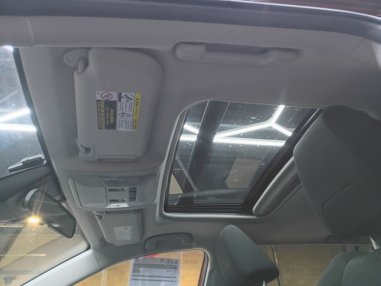 2022 Toyota RAV4 Red Blainville - photo #20
