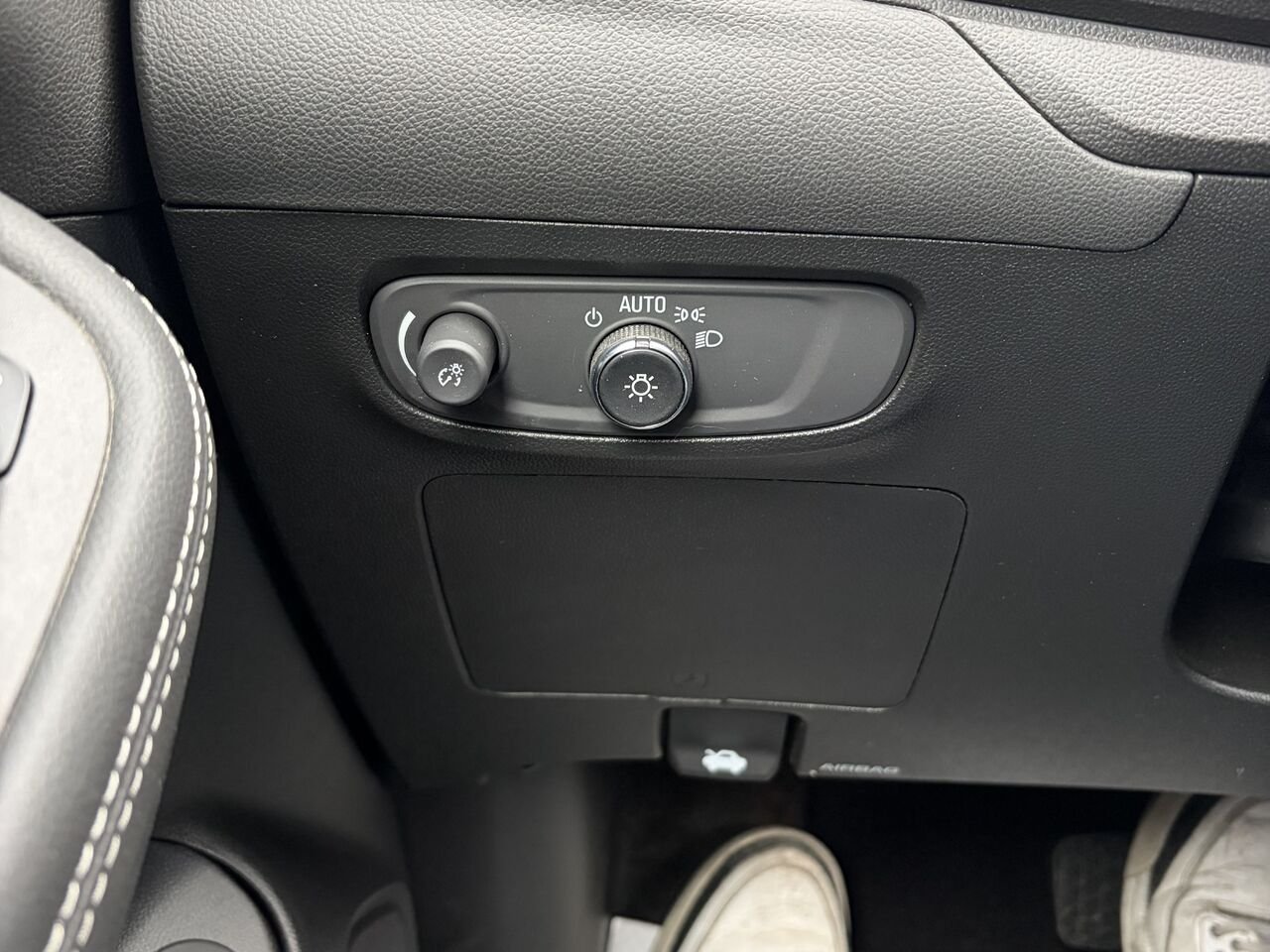 2024 BUICK ENCORE GX SPORT TOURING Tourisme sport 4 portes TI White Ottawa & Gatineau - photo #4