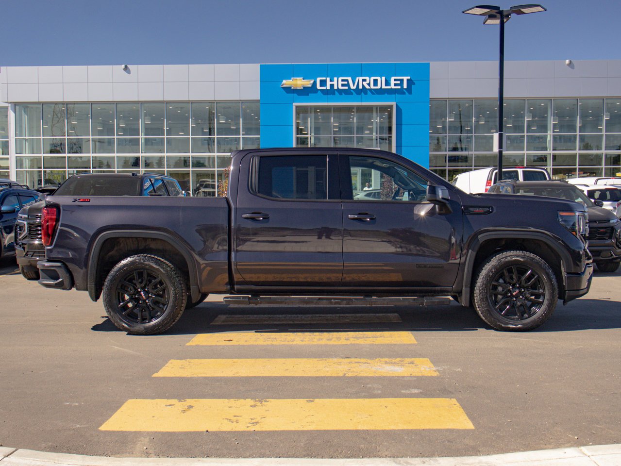 2024 GMC Sierra 1500 4WD Crew Cab 147 Elevation Grey Sherwood Park - photo #12