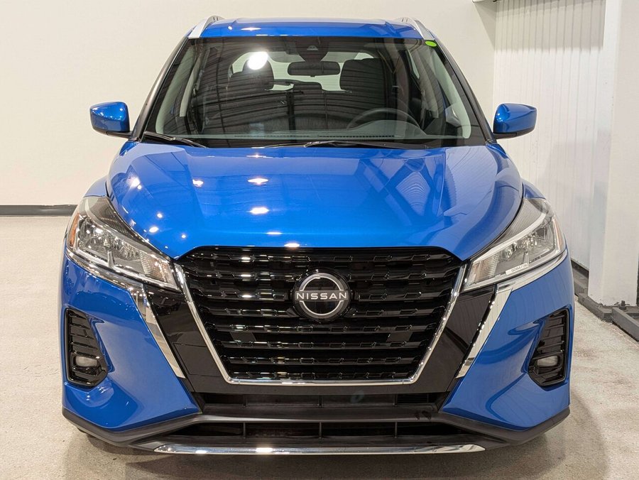 2024 Nissan Kicks SV FWD Blue