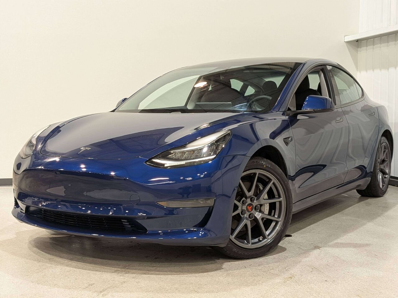 2021 Tesla Model 3 Standard Range Plus RWD Blue Val-David - photo #0