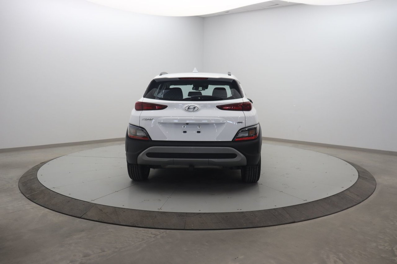 Hyundai Kona Preferred 2023 Blanc Baie-Comeau - photo #4