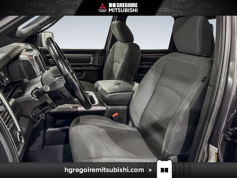 Ram 1500 MA4571 | Warlock * 4x4 * Crew Cab * Mags * Cam * Carplay 2022 Gris Laval - photo #12