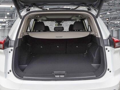 2026 Nissan Rogue Everest White Tricoat Pearl Blainville - photo #6