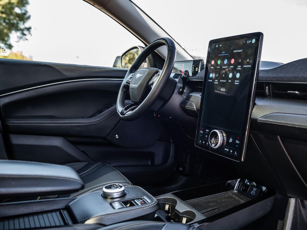 2023 Ford Mustang Mach-E Black Sainte-Julienne - photo #35