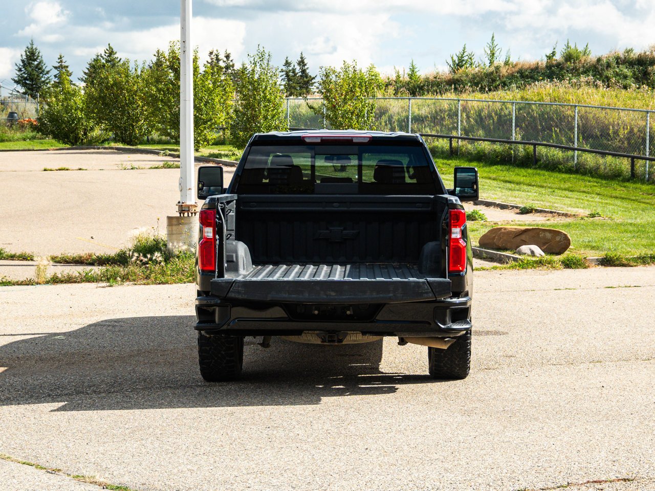 2024 Chevrolet Silverado 1500 4WD Crew Cab 147 RST Black Sherwood Park - photo #15