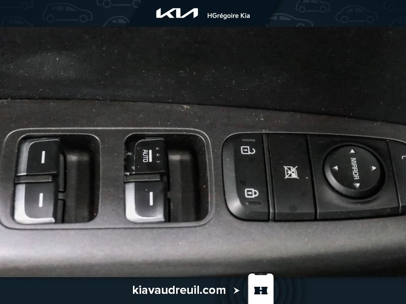 2017 Kia Sportage Black Laval - photo #11