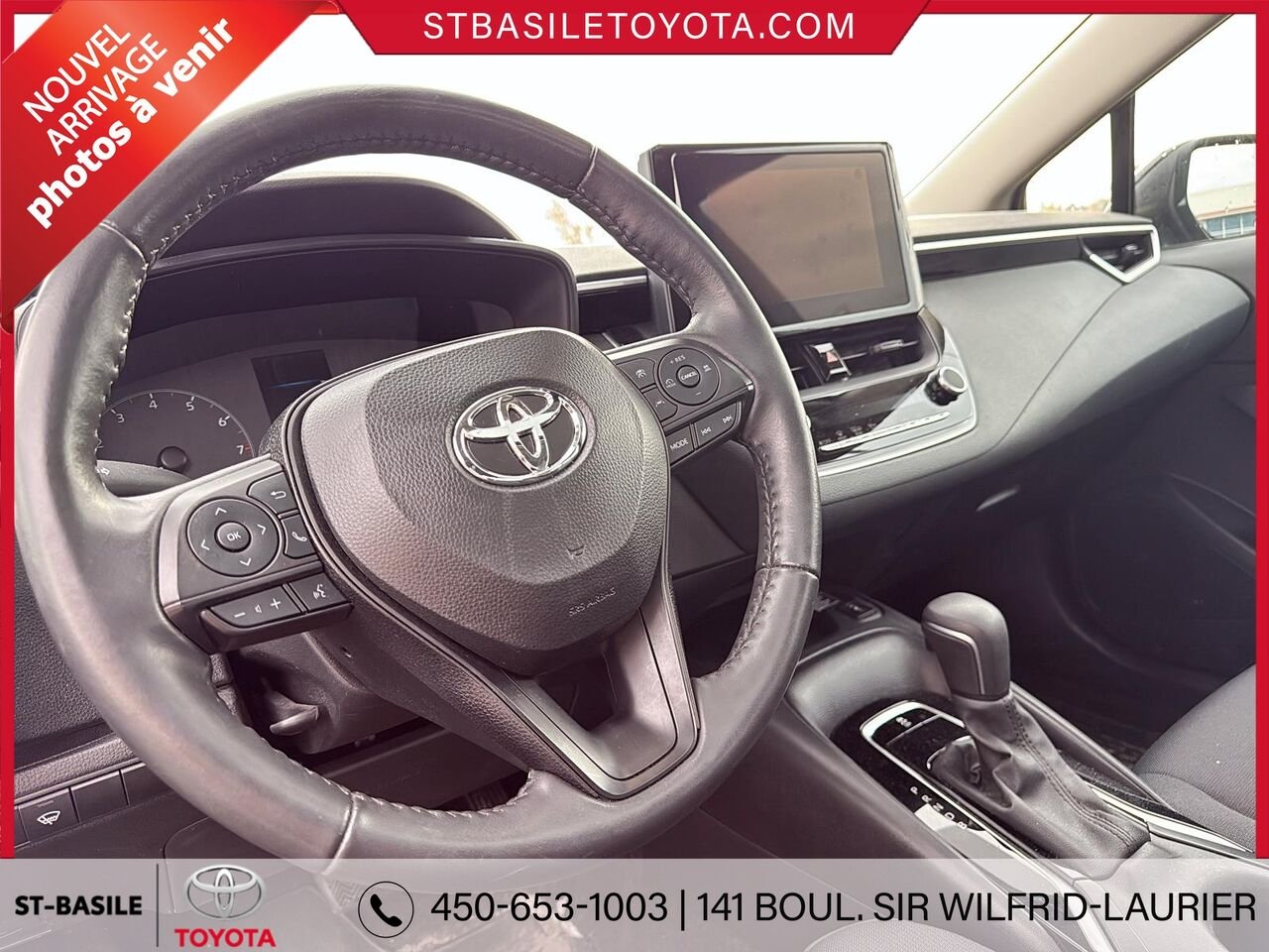 TOYOTA COROLLA 2024 Noir Saint-Basile-le-Grand - photo #4