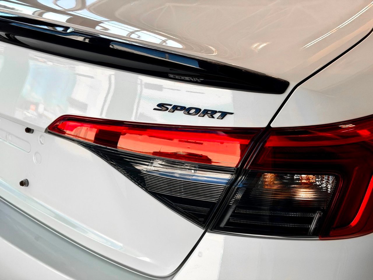 2024 Honda Civic Sedan White Notre-Dame-des-Prairies - photo #9