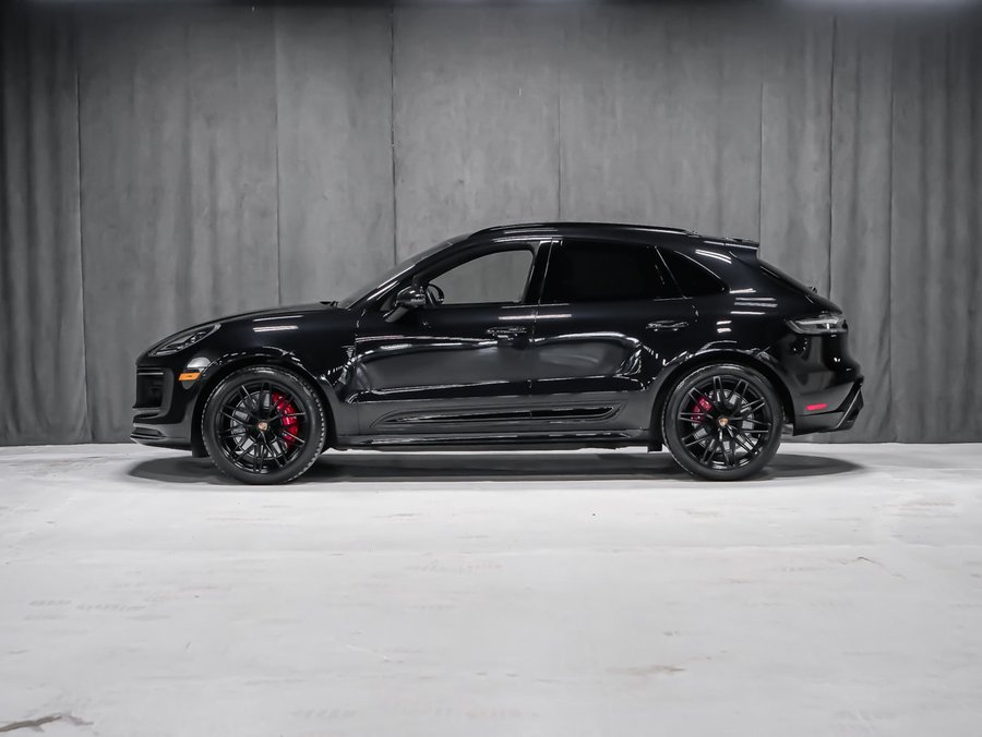 2025 Porsche Macan GTS Black
