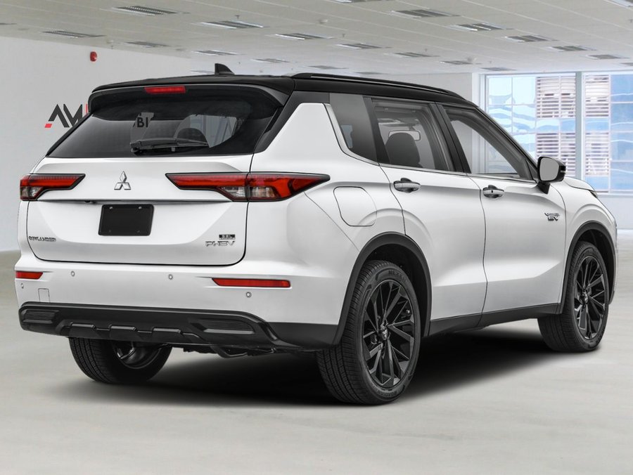 2026 MITSUBISHI Outlander Plug-In Hybrid GT NOIR S-AWC (TWO TONE PREMIUM PAINT) White