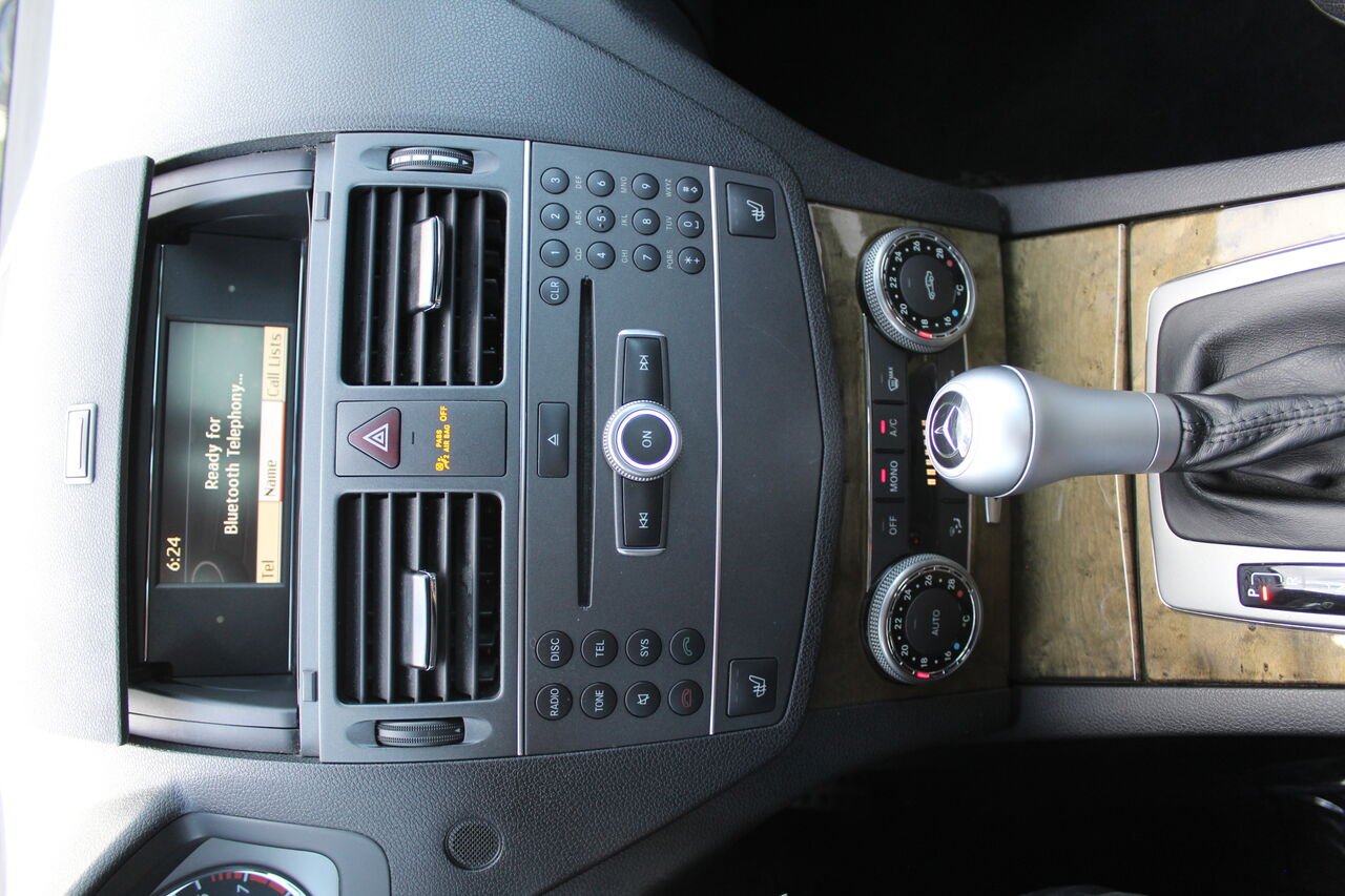2011 Mercedes-Benz Classe-C VIN: WDDGF8BB4BA505424 Grey Sainte-Rose - photo #16