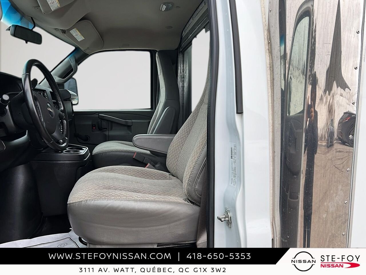 GMC Fourgonnette commerciale Savana 2023 Blanc Ste-Foy - photo #26