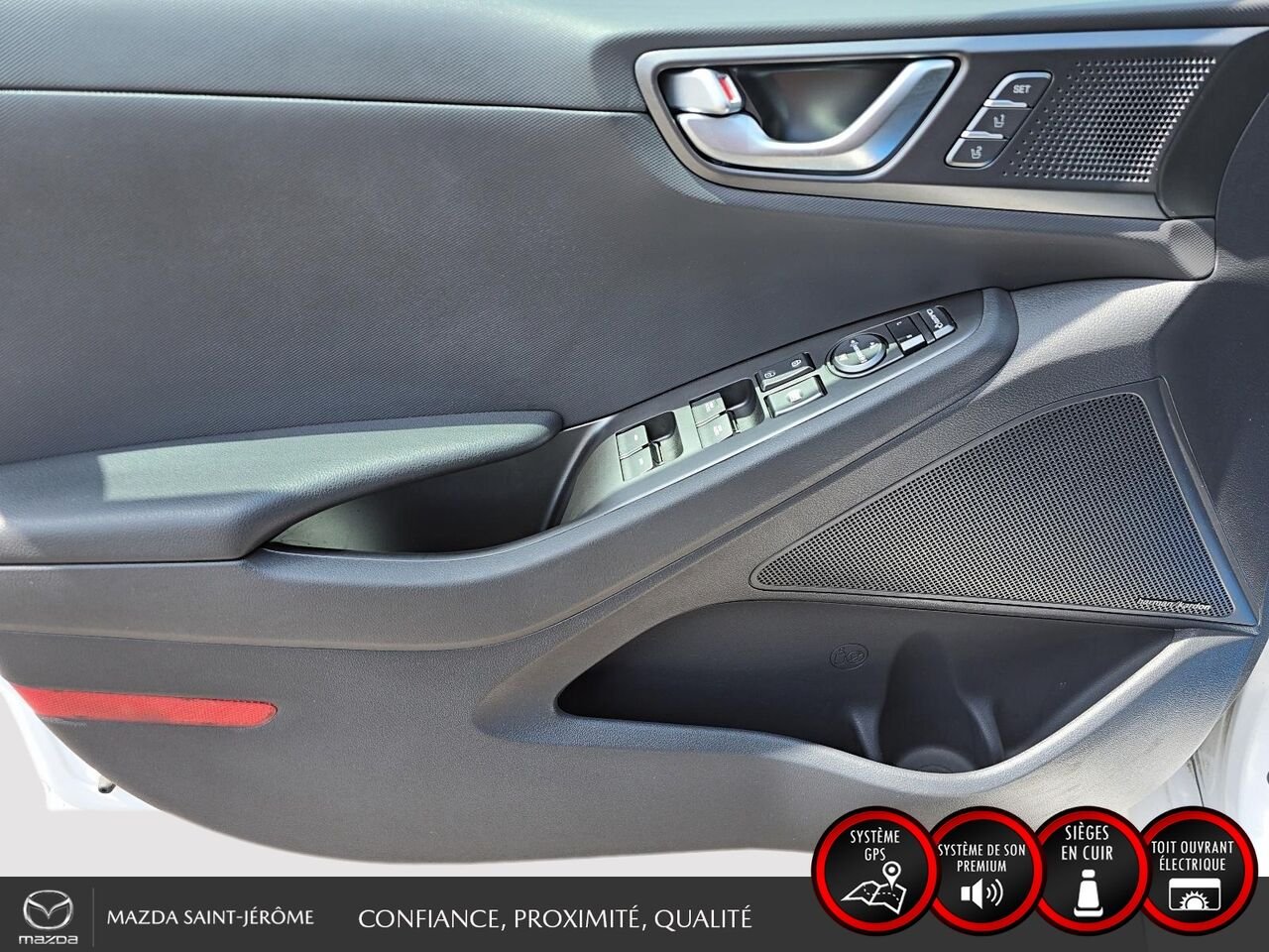 Hyundai Ioniq hybride rechargeable Ultimate | TOIT OUVRANT | CUIR | 2020 Blanc Saint-Jérôme - photo #12