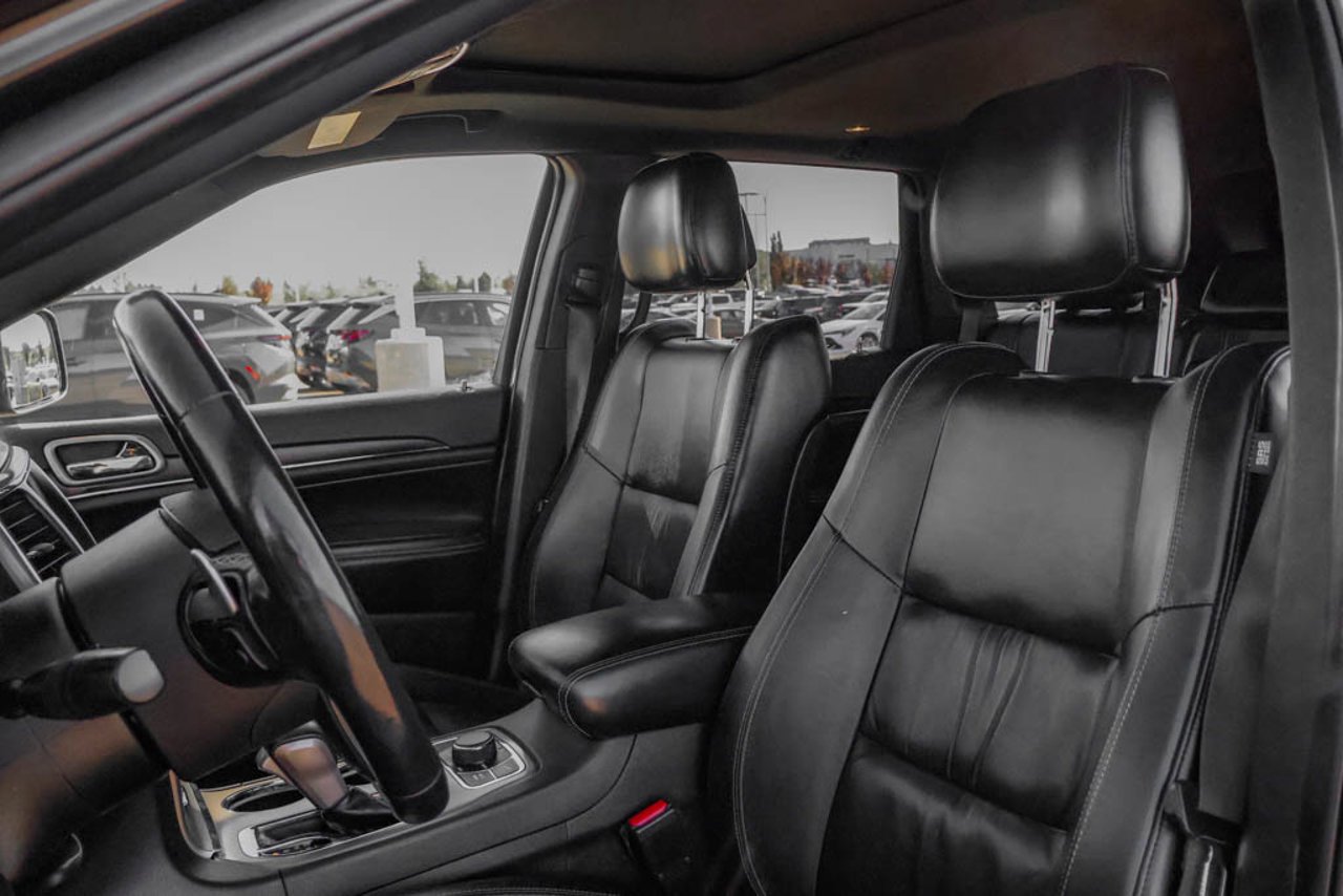 2016 Jeep Grand Cherokee 4WD 4dr Limited Black Sherwood Park - photo #30
