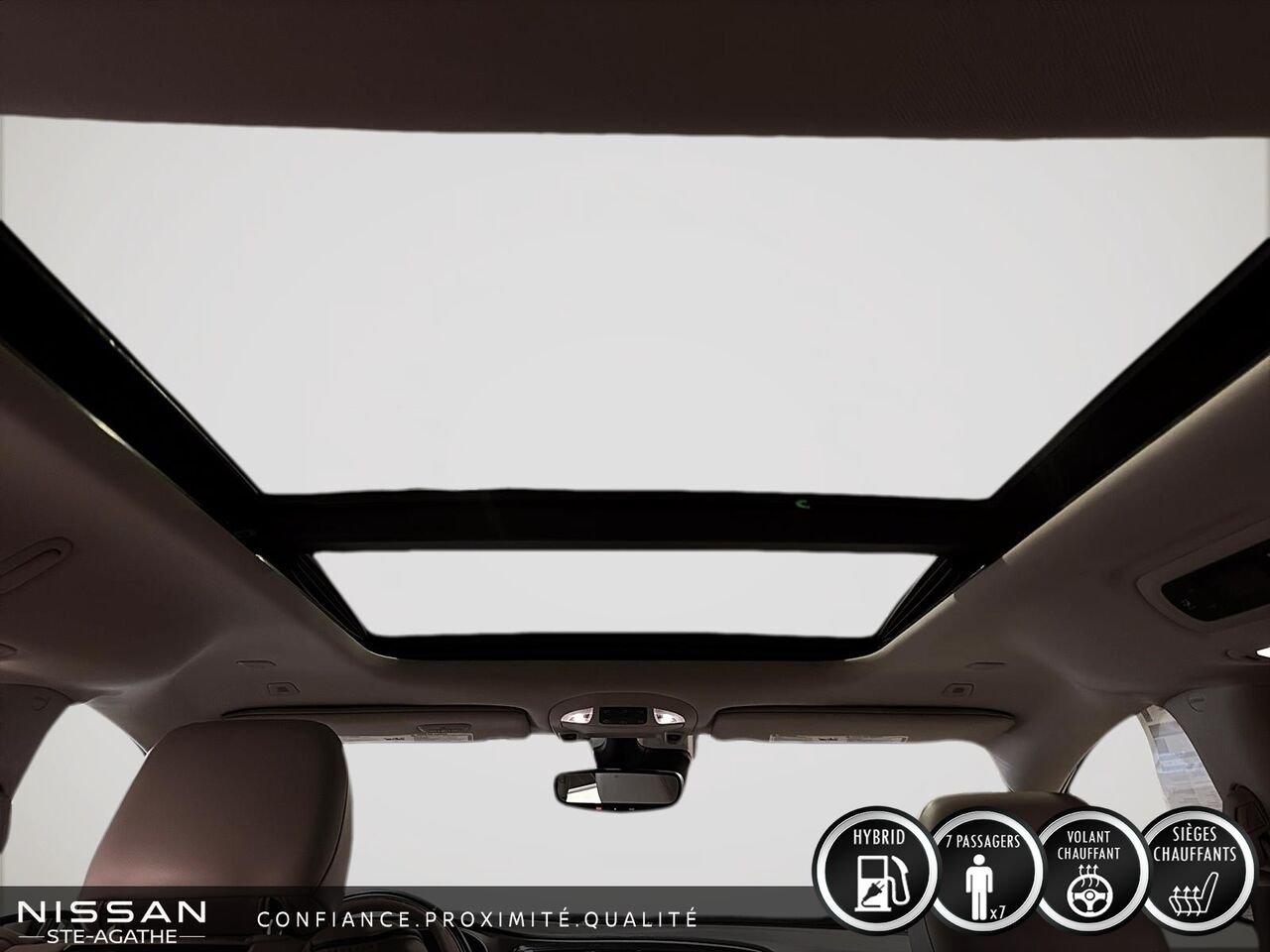 Chrysler Pacifica Hybrid 2018 Gris Ste-Agathe des Monts - photo #14