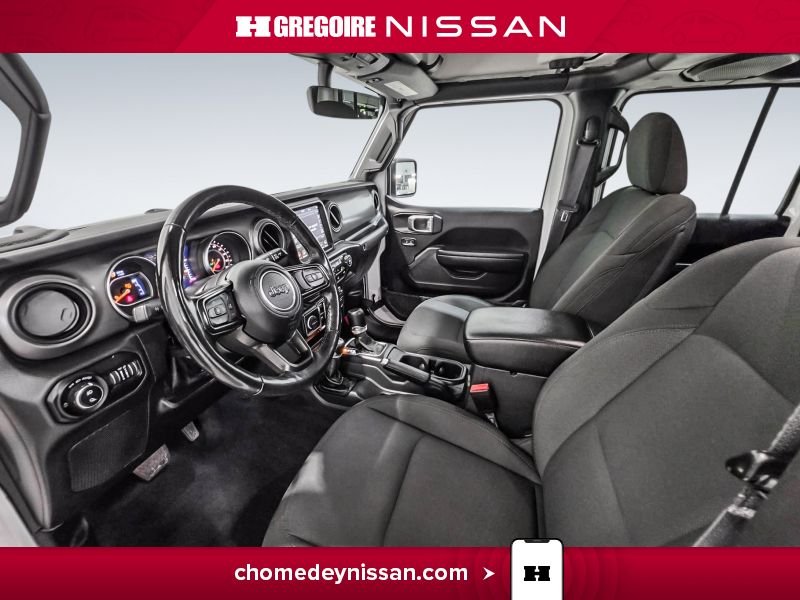 2022 Jeep Gladiator White Laval - photo #15
