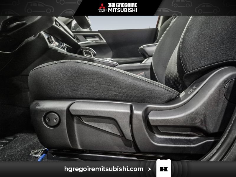 Mitsubishi Outlander PHEV 2023 Noir Blainville - photo #14