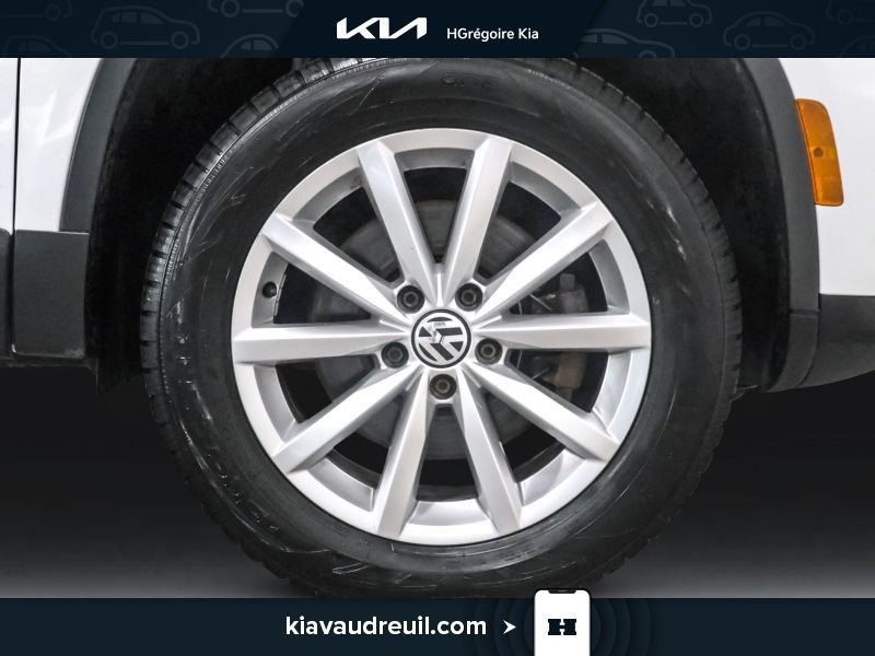 2017 Volkswagen Tiguan White Laval - photo #27