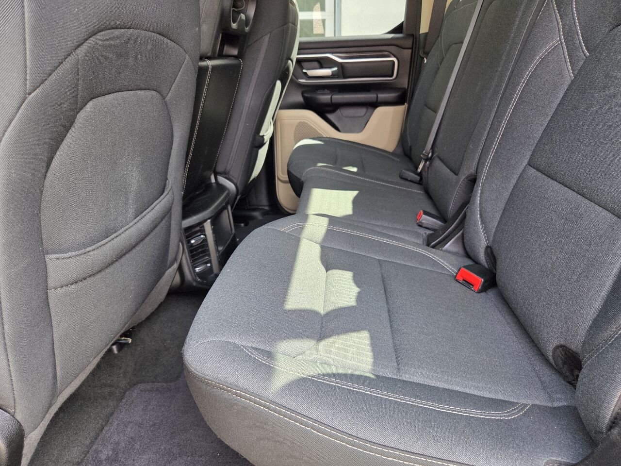 2021 RAM 1500 BIGHORN Green Mont-Laurier - photo #13