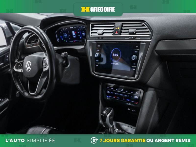 2022 Volkswagen Tiguan Silver Blainville - photo #25