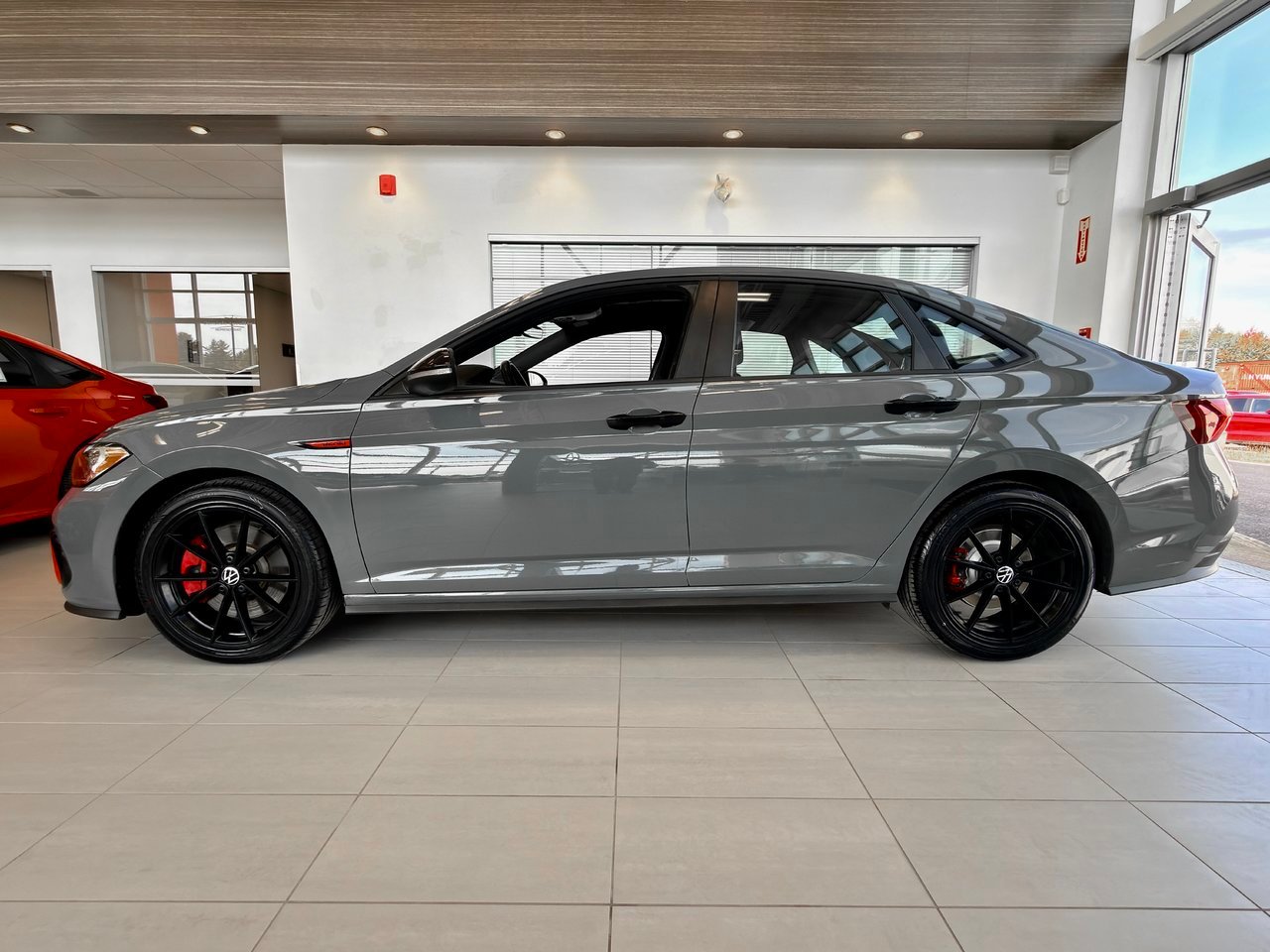 Volkswagen Jetta GLI 2024 Gris Notre-Dame-des-Prairies - photo #7