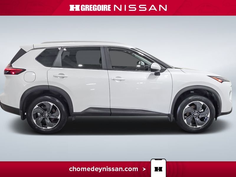 2025 Nissan Rogue White Laval - photo #11