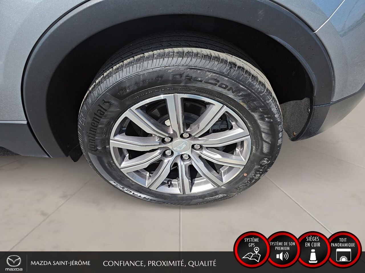 2023 Cadillac XT4 Sport | TOIT PANORAMIQUE | CUIR | AWD | SIÈGES AVANT ET ARRIÈRE CHAUFFANTS Grey Saint-Jérôme - photo #10