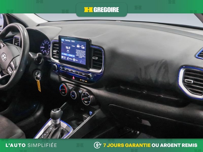 2020 Hyundai Venue Blue Saint-Eustache - photo #27