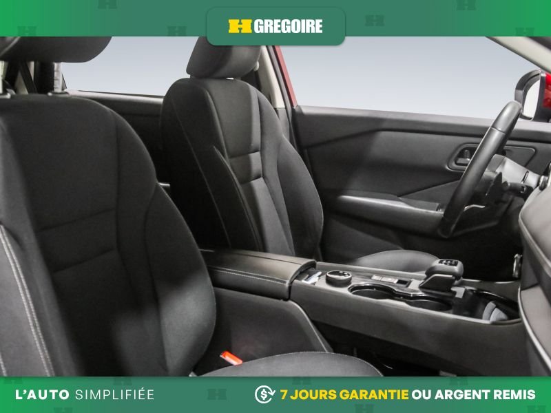 2024 Nissan Rogue Red Saint-Léonard - photo #31