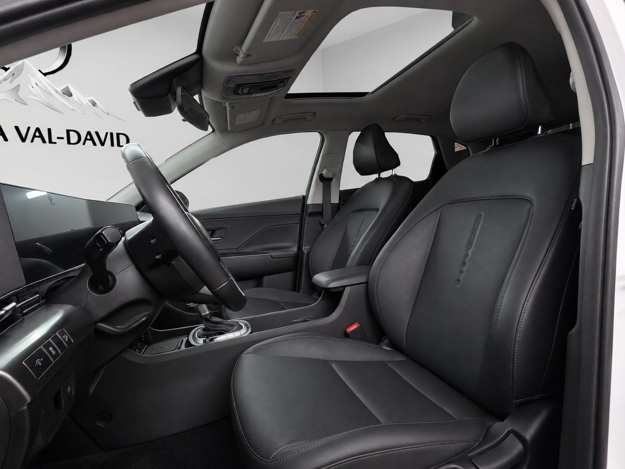 2025 Hyundai Kona 2 L Preferred TI avec ensemble Trend (IVT) White Val-David - photo #15