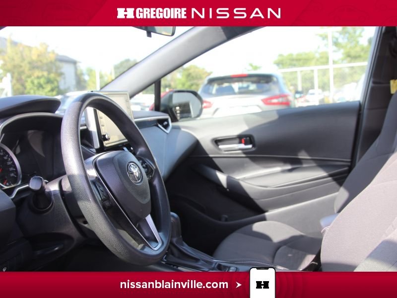 2021 Toyota Corolla Red Saint-Eustache - photo #15
