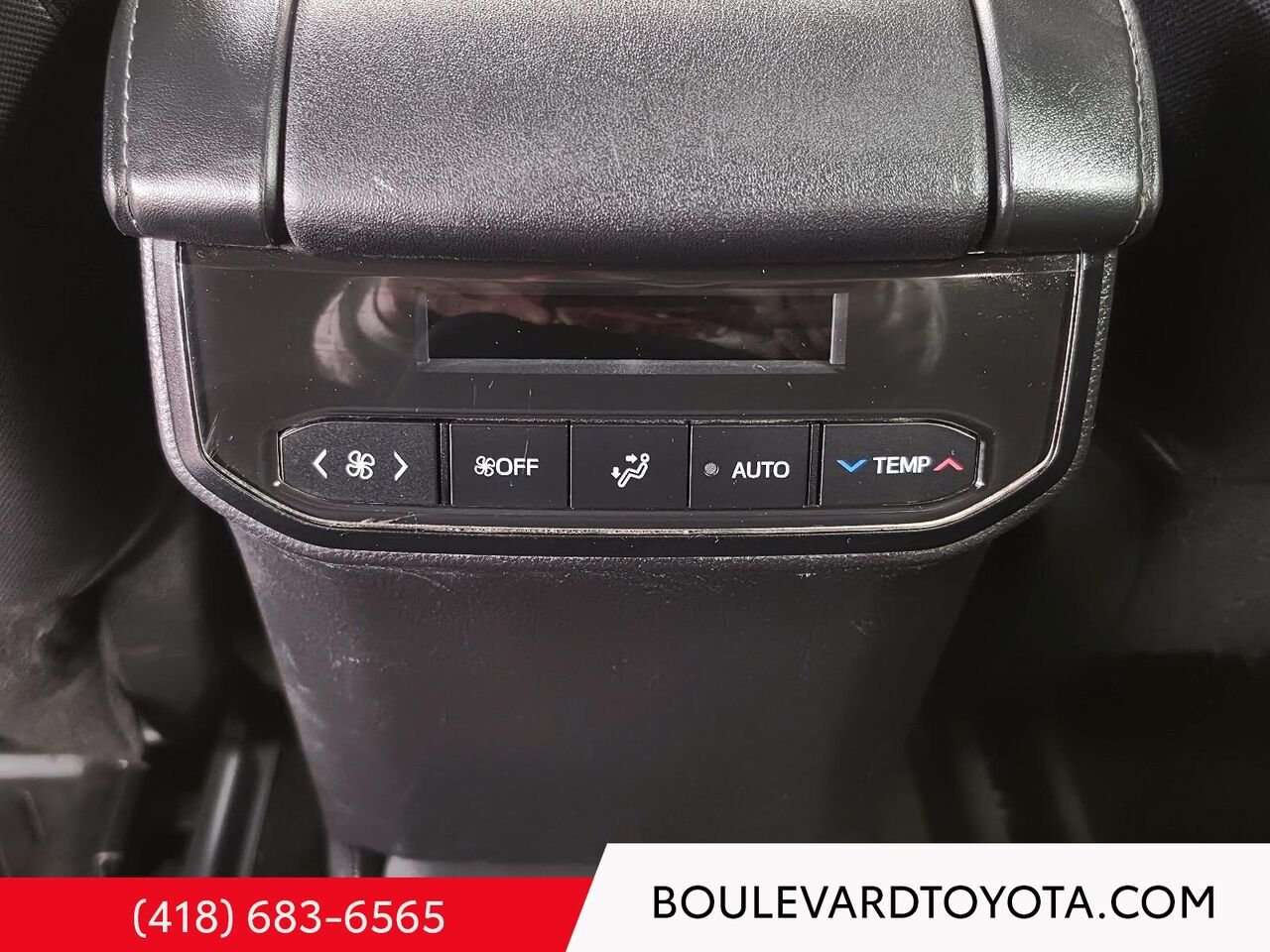 Toyota Highlander 550001-6 | LE, HYBRIDE, AWD 2023 Noir Québec - photo #19