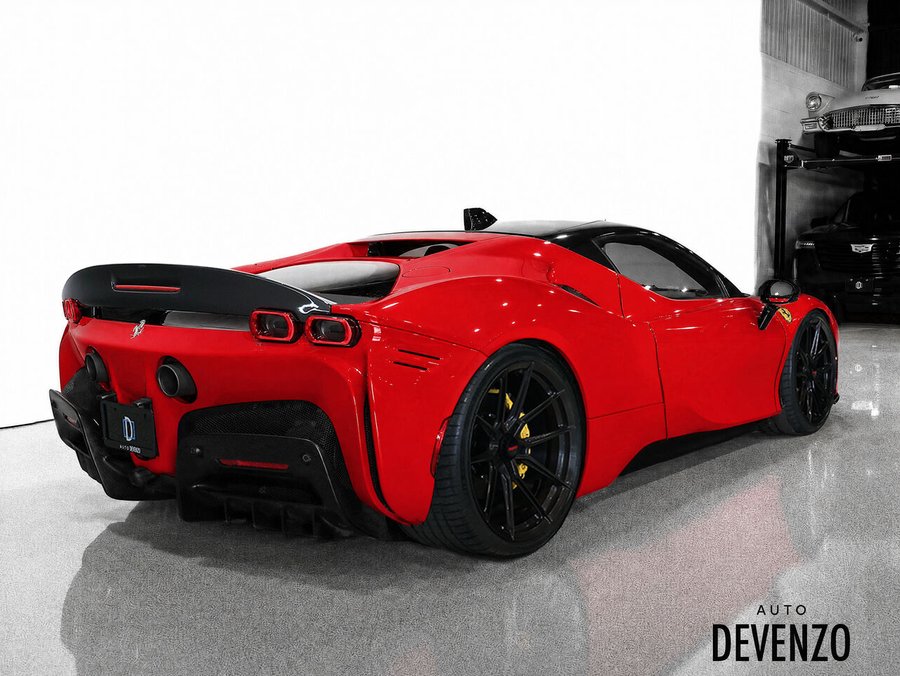 Ferrari SF90 Stradale 2021 2021 Blanc