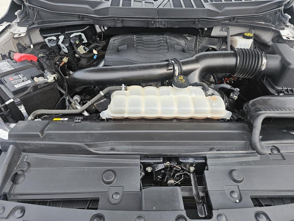 Ford F-150 33440A | LARIAT cabine SuperCrew 4RM caisse de 6,5 pi 2022 Blanc Val-d'Or - photo #7