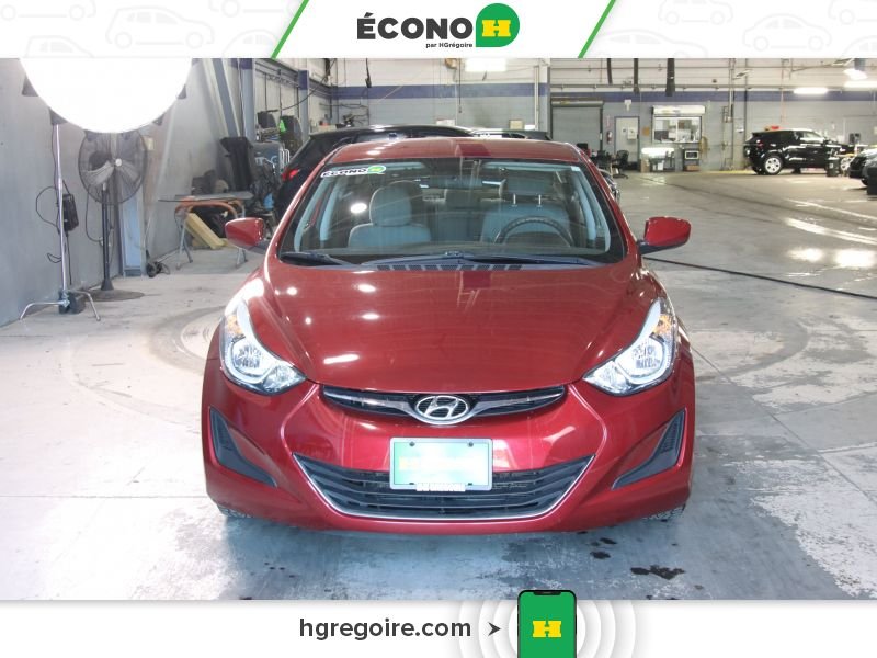 2016 Hyundai Elantra Red Laval - photo #1